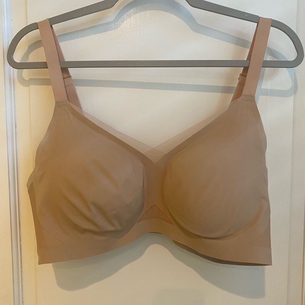 Honeylove Beige Wireless Crossover Bra 1X